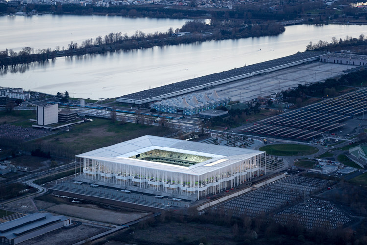 Sân vận động Matmut Atlantique sân nhà của câu lạc bộ Bordeaux
