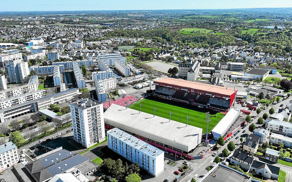 Sân vận động Stade Francis-Le Blé sân nhà của câu lạc bộ Stade Brestois 29