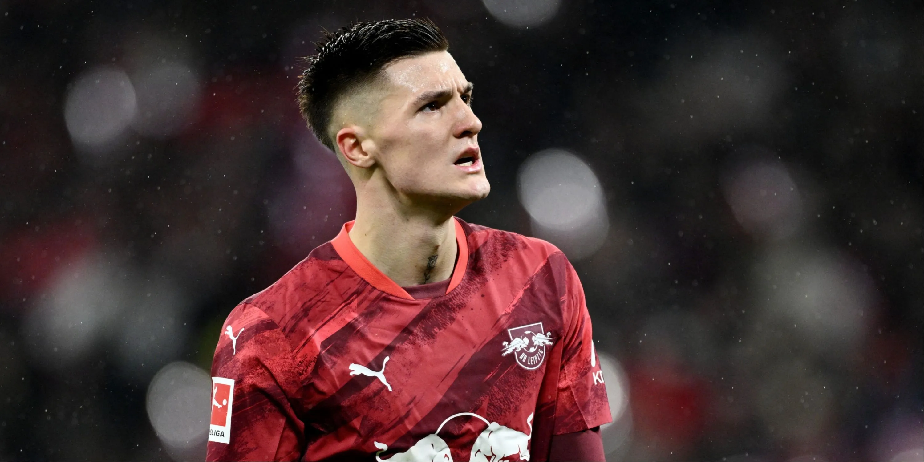 Benjamin Sesko trong màu áo RB Leipzig - tiền đạo đang được Man Utd săn đón
