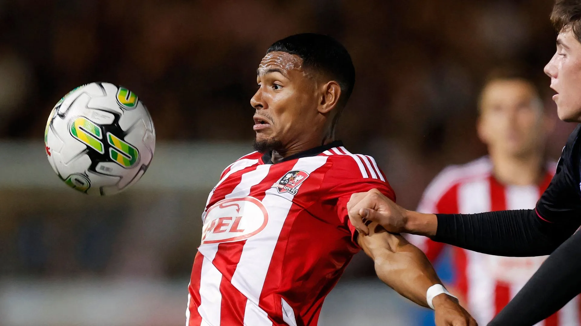 Cầu thủ chạy cánh Demetri Mitchell của Exeter City, mục tiêu chuyển nhượng tiềm năng của Wigan Athletic