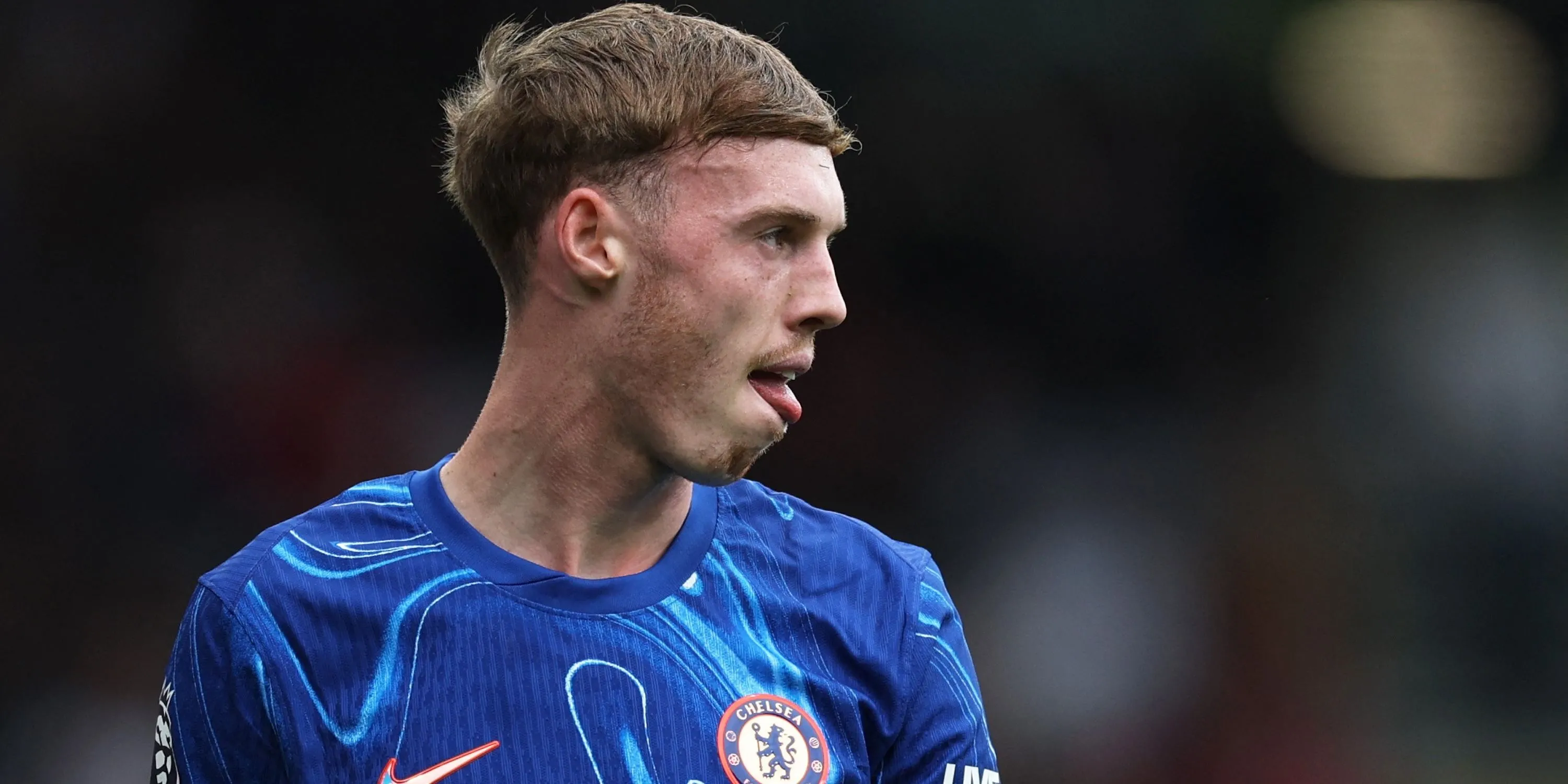 Cole Palmer, ngôi sao Chelsea, người được so sánh với Omari Hutchinson.