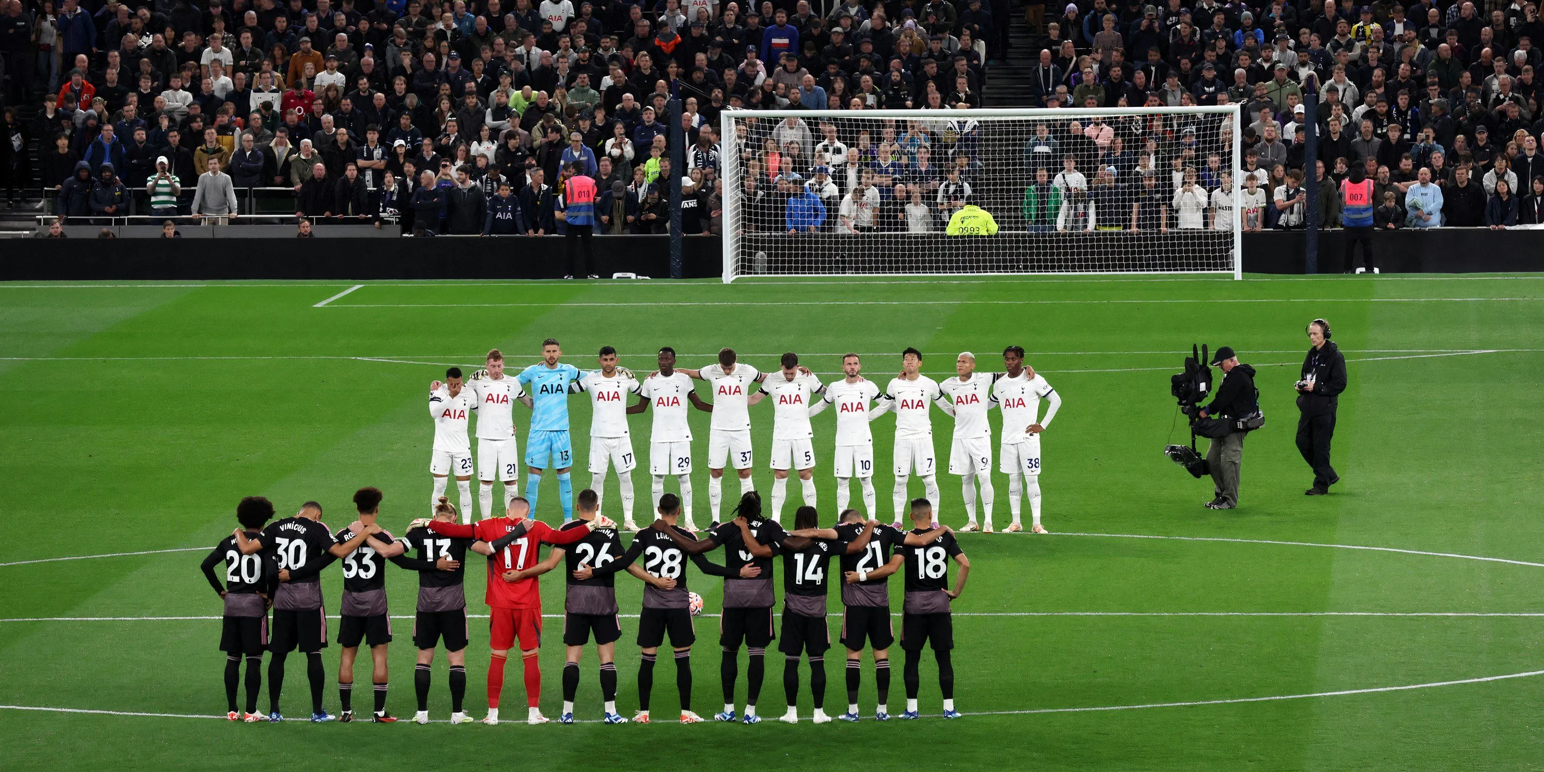 Đội hình Tottenham trước một trận đấu với Fulham