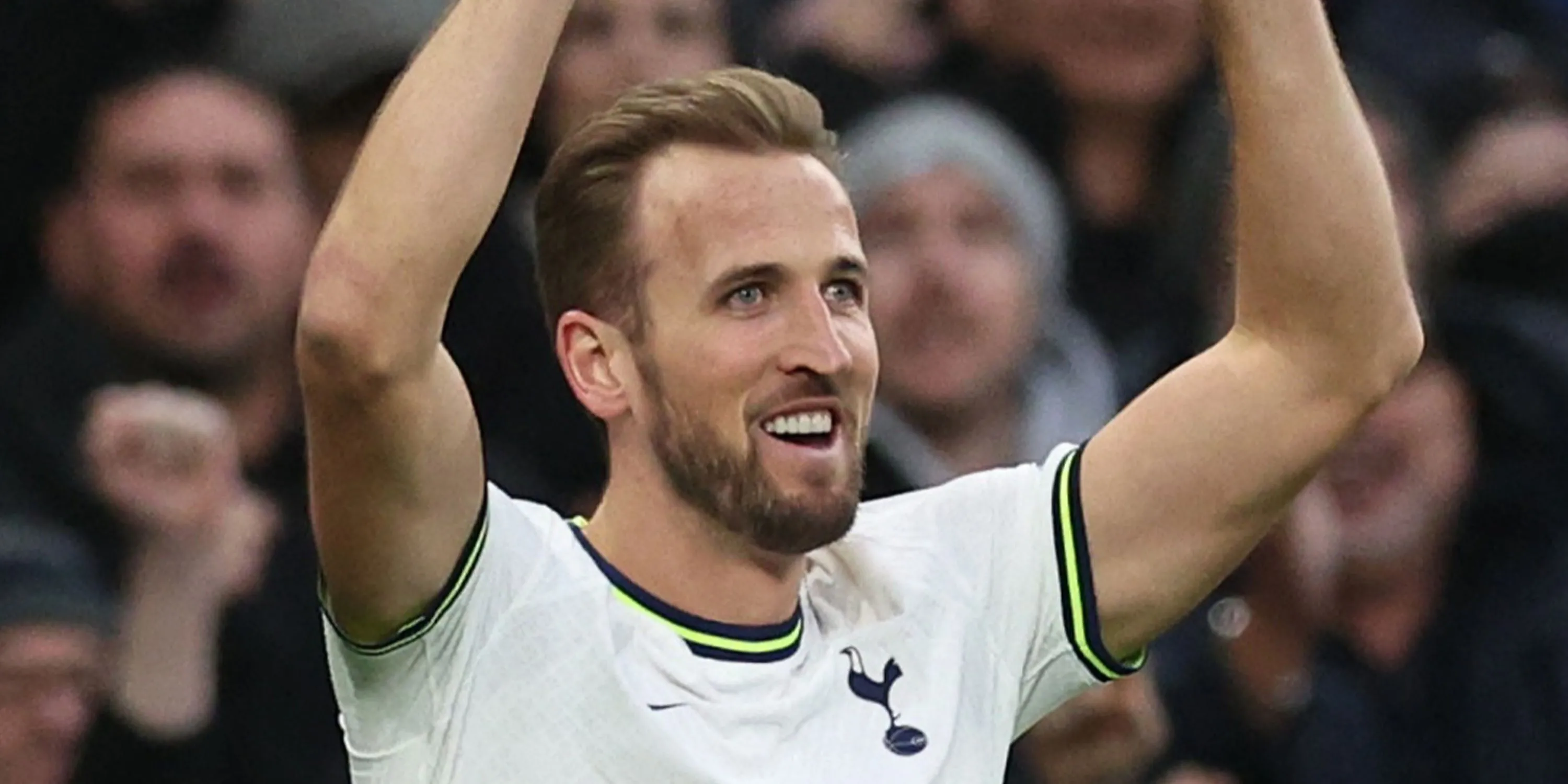 Harry Kane trong màu áo Tottenham trước khi chuyển sang Bayern Munich