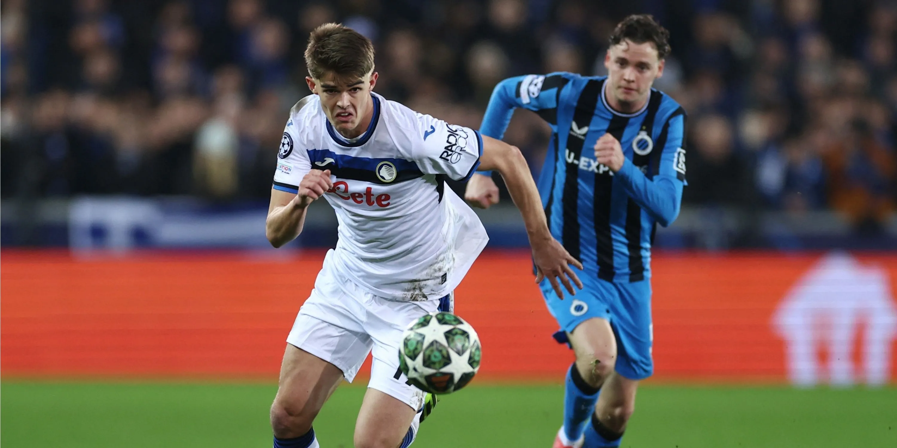Maxim De Cuyper trong màu áo Club Brugge đang được Liverpool theo dõi sát sao