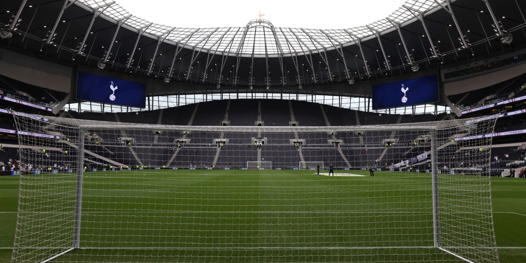 Sân vận động Tottenham Hotspur hiện đại và hoành tráng