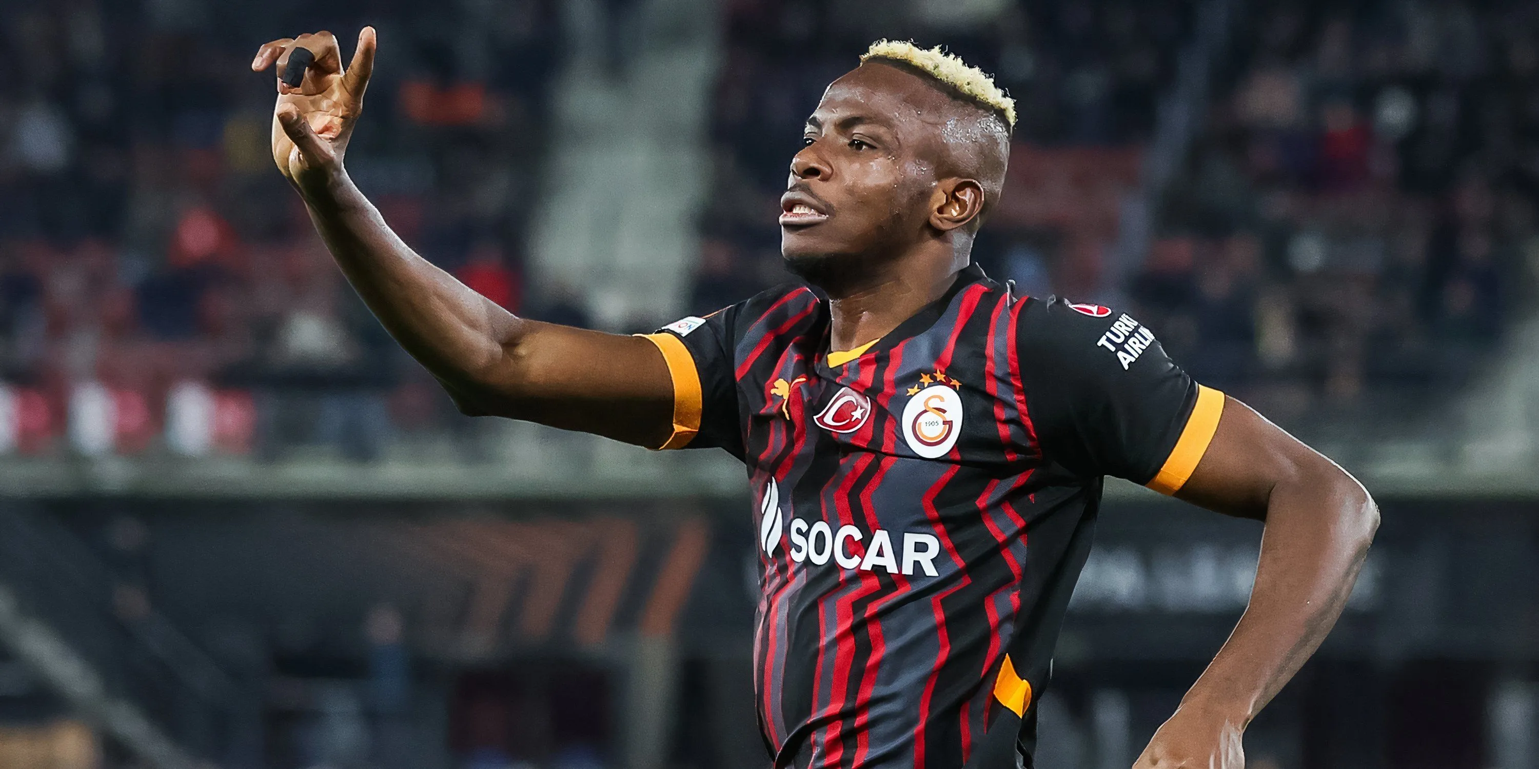 Victor Osimhen ăn mừng bàn thắng trong màu áo Galatasaray thể hiện phong độ cao