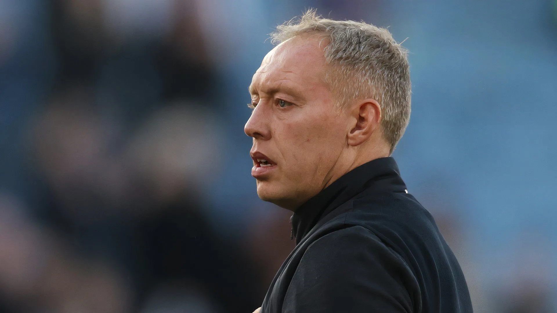 Chân dung huấn luyện viên Steve Cooper, người đang được liên hệ với Middlesbrough