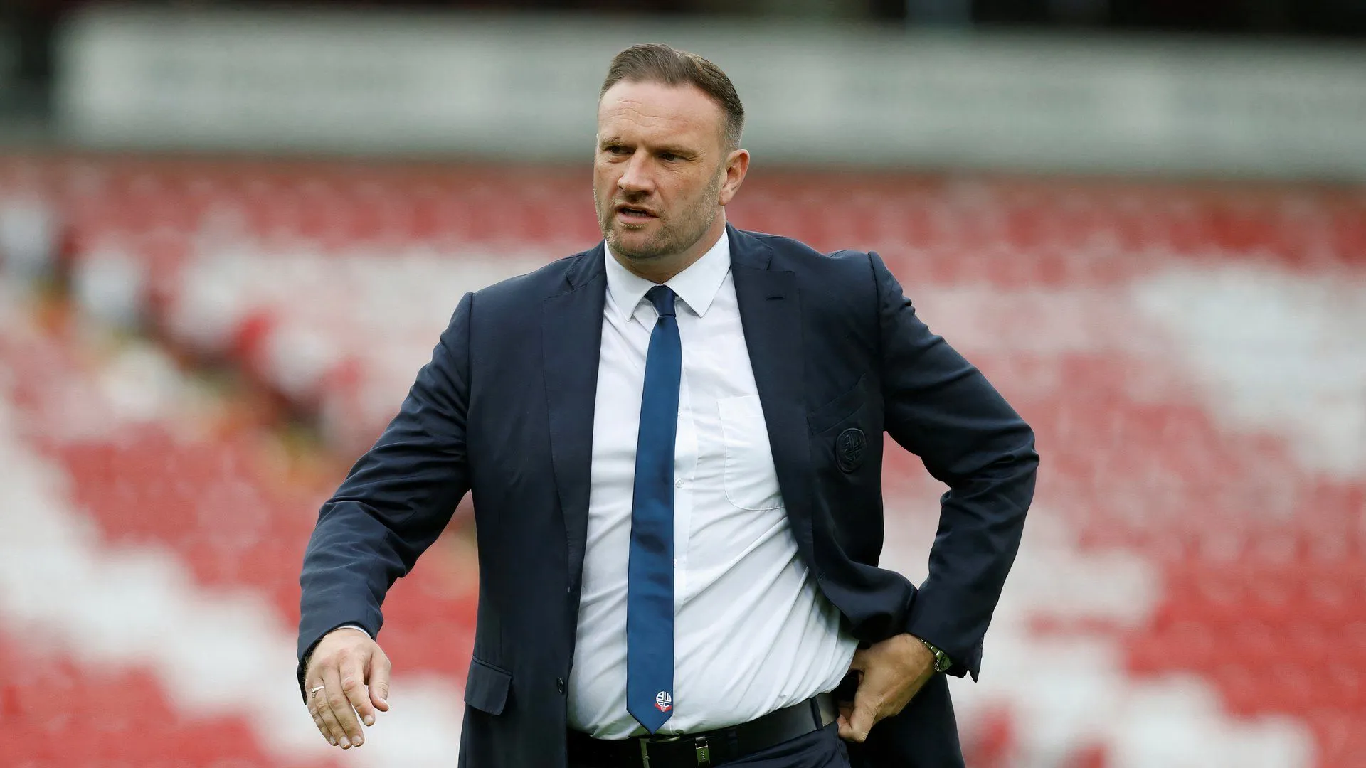 Ian Evatt trên cương vị huấn luyện viên của Bolton Wanderers