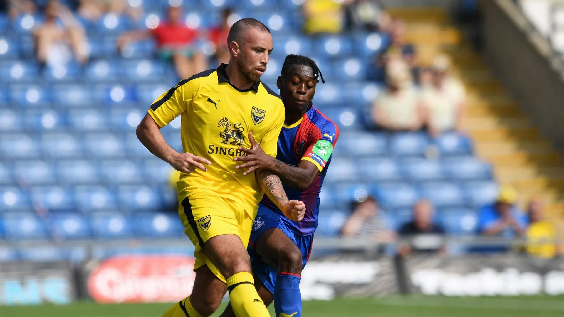 Samir Carruthers trong màu áo Oxford United