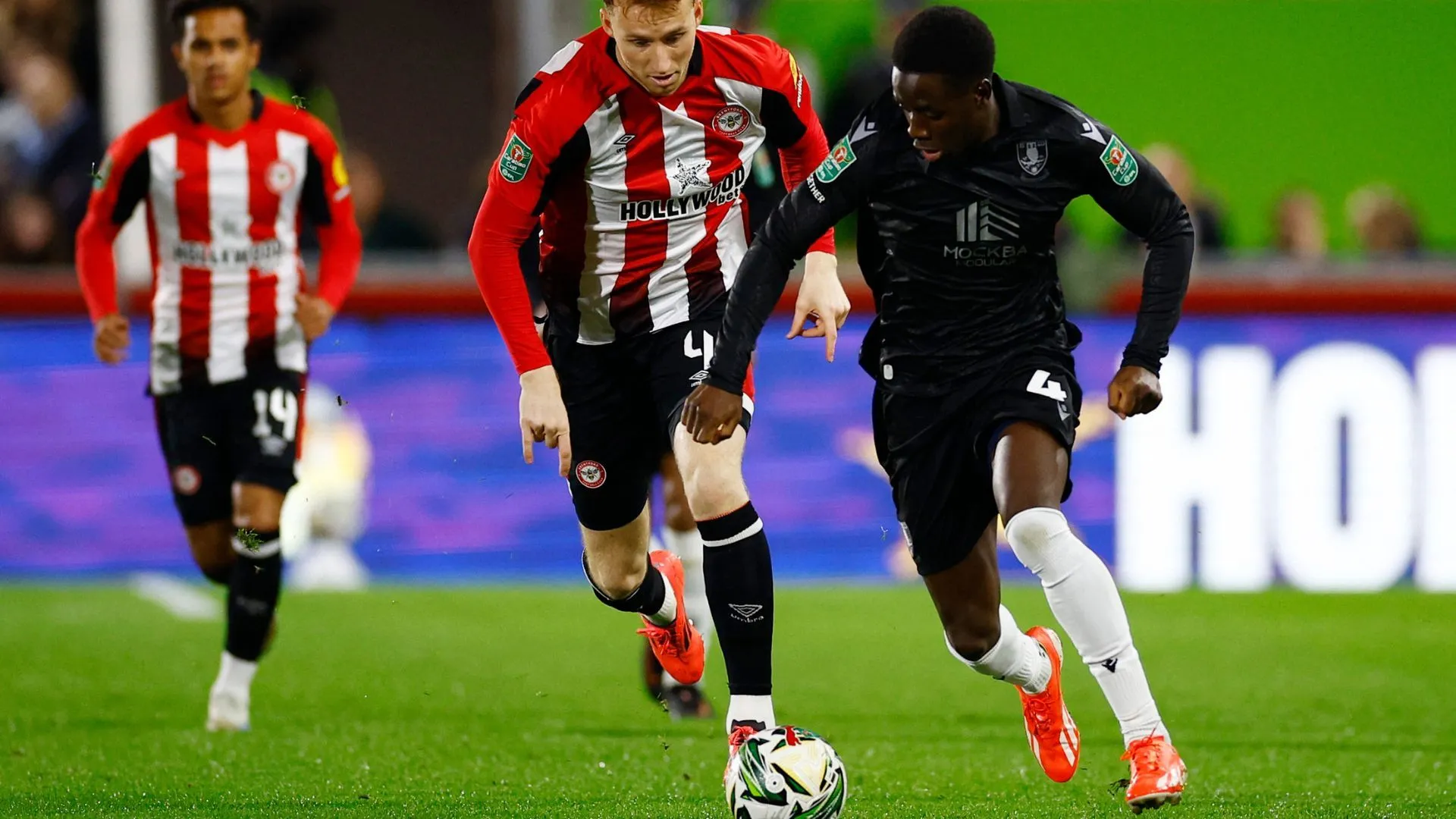 Djeidi Gassama trong màu áo Sheffield Wednesday trước khi chuyển đến Rangers