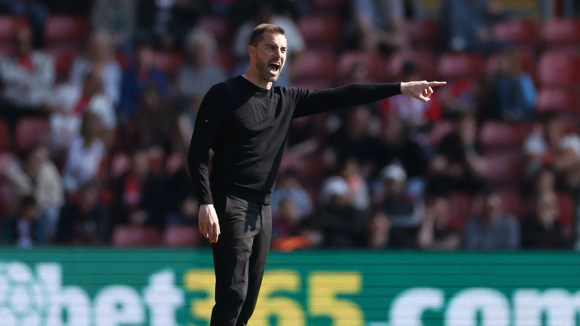Huấn luyện viên Ruben Selles của Sheffield United, người đang định hình chiến lược chuyển nhượng mới cho CLB