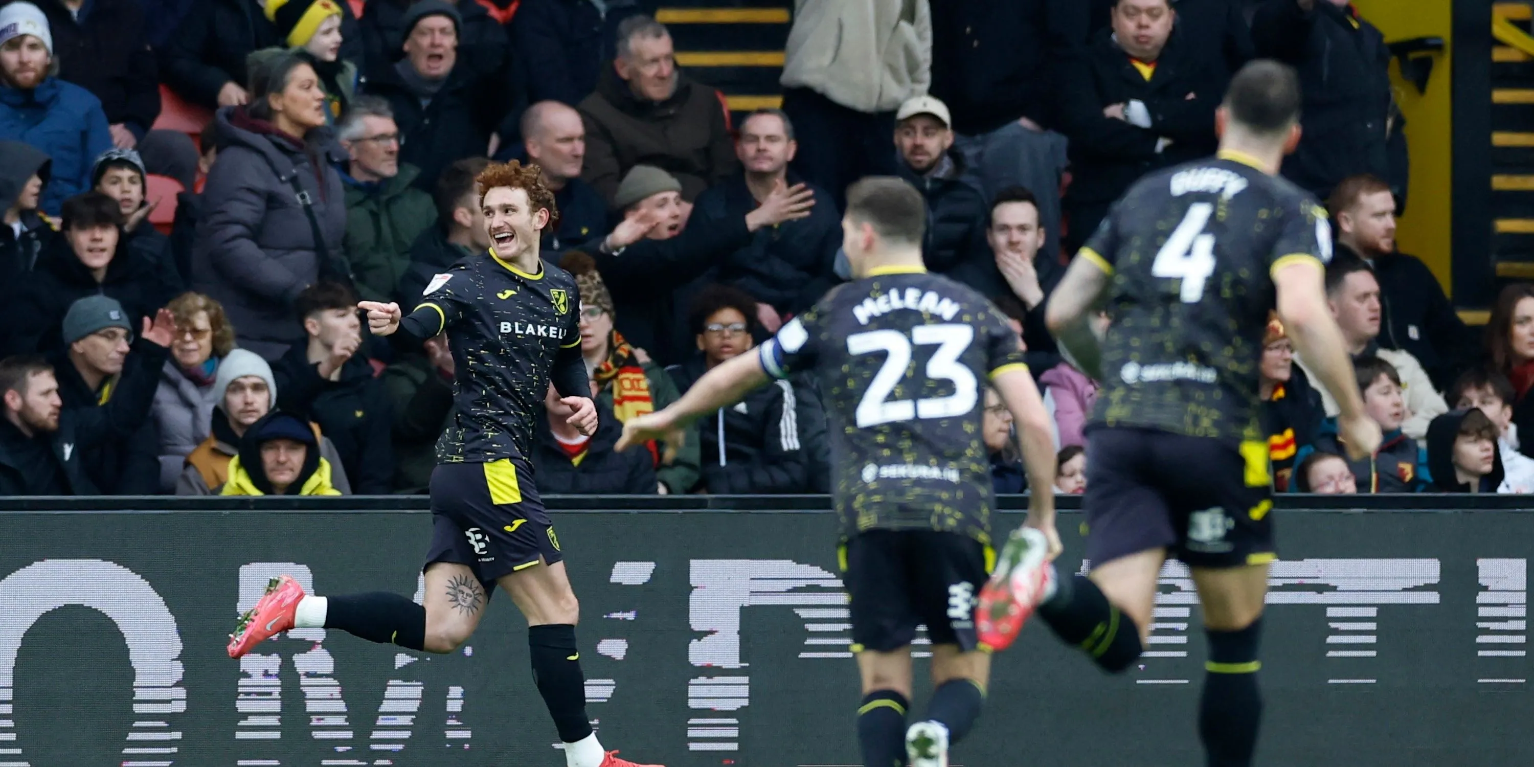 Josh Sargent ăn mừng bàn thắng trong màu áo Norwich City
