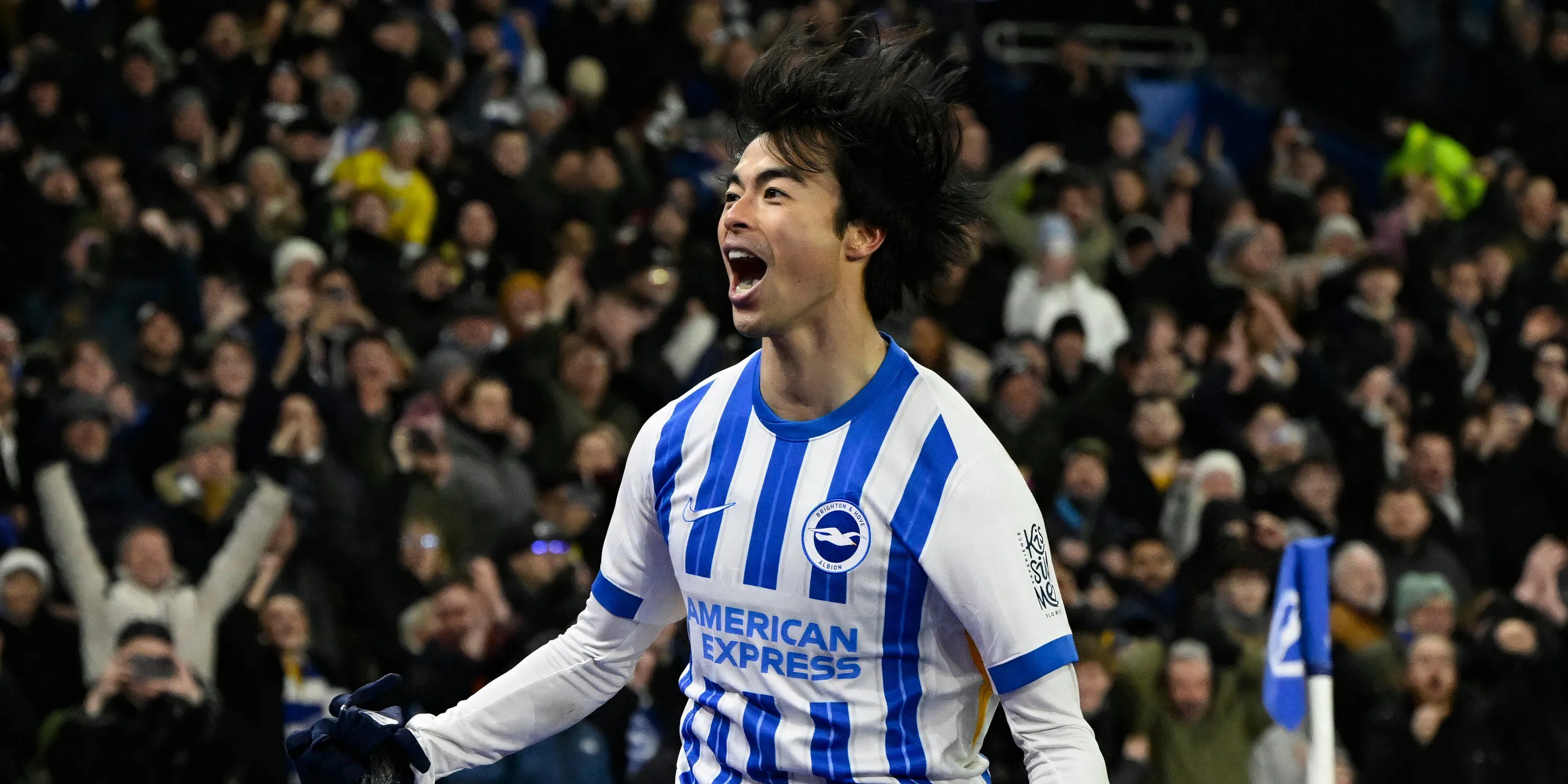 Kaoru Mitoma - mục tiêu tiềm năng cho hàng công Chelsea