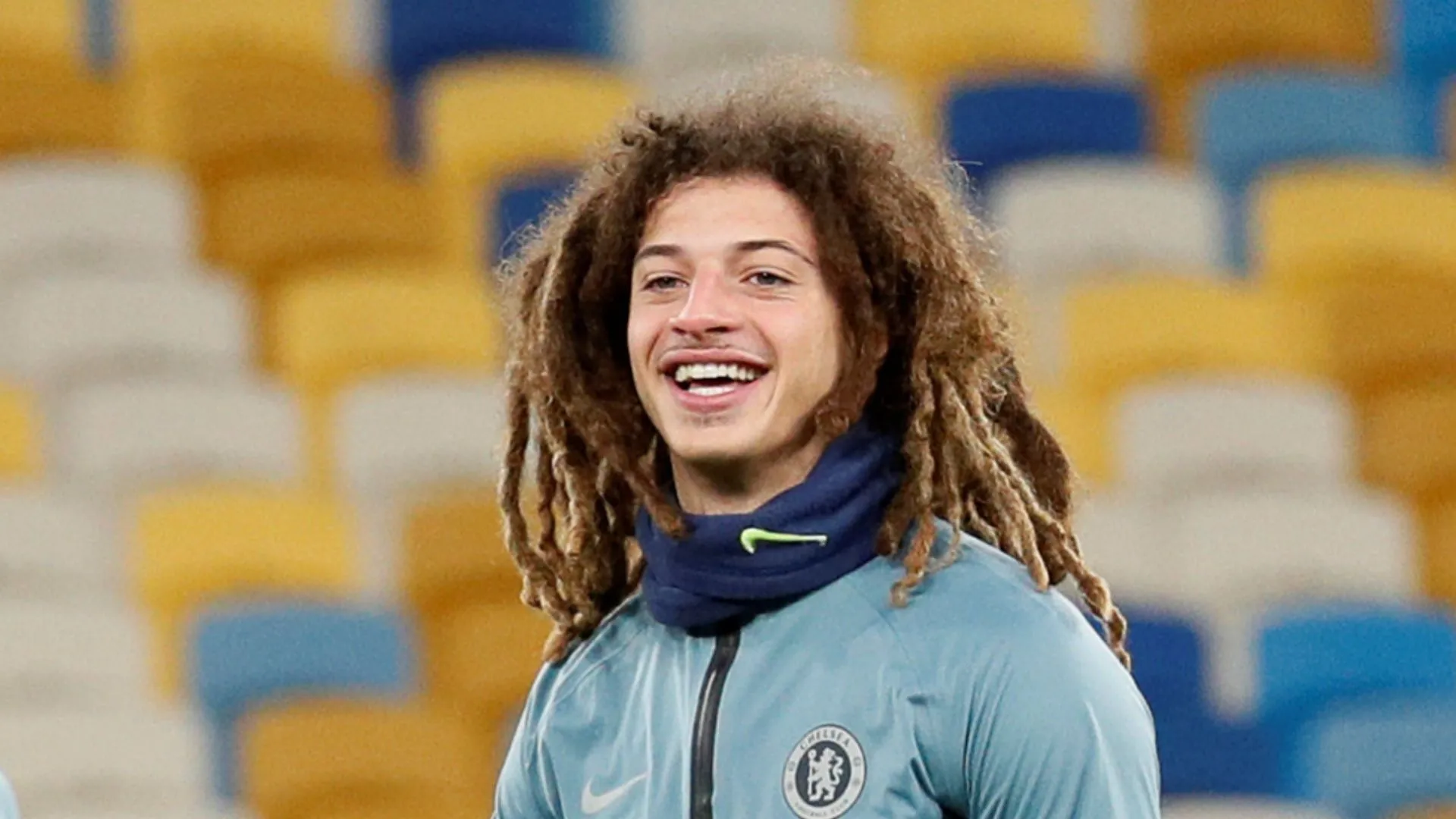 Phí chuyển nhượng của Ethan Ampadu tác động lớn đến Exeter City