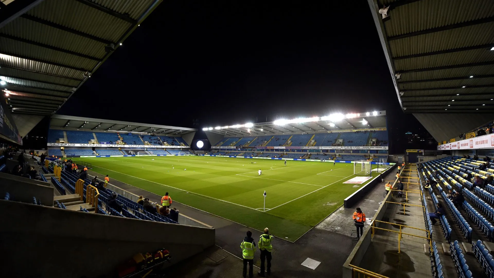 Sân The Den của Millwall, một biểu tượng của sự khắc nghiệt và khó chịu với các đội khách