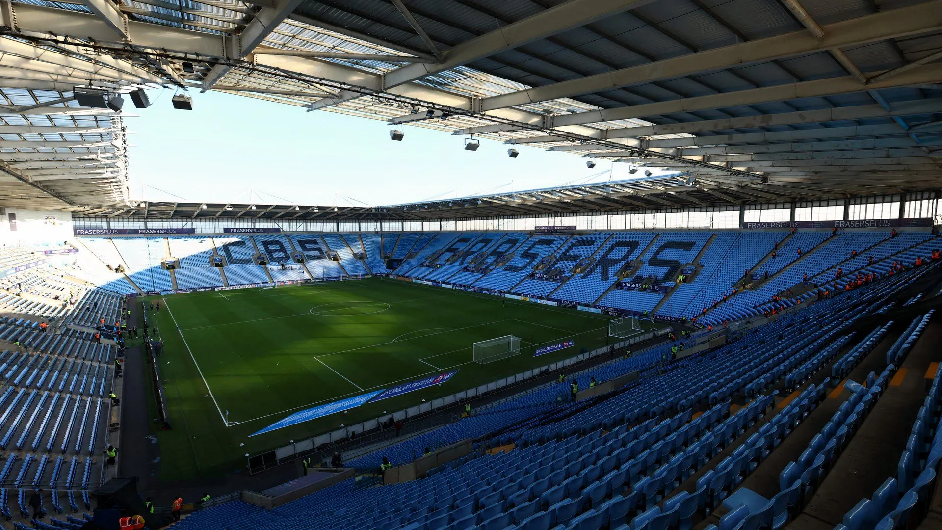 Sân vận động CBS Arena, sân nhà của Coventry City, có thể là bến đỗ mới của Carl Rushworth.