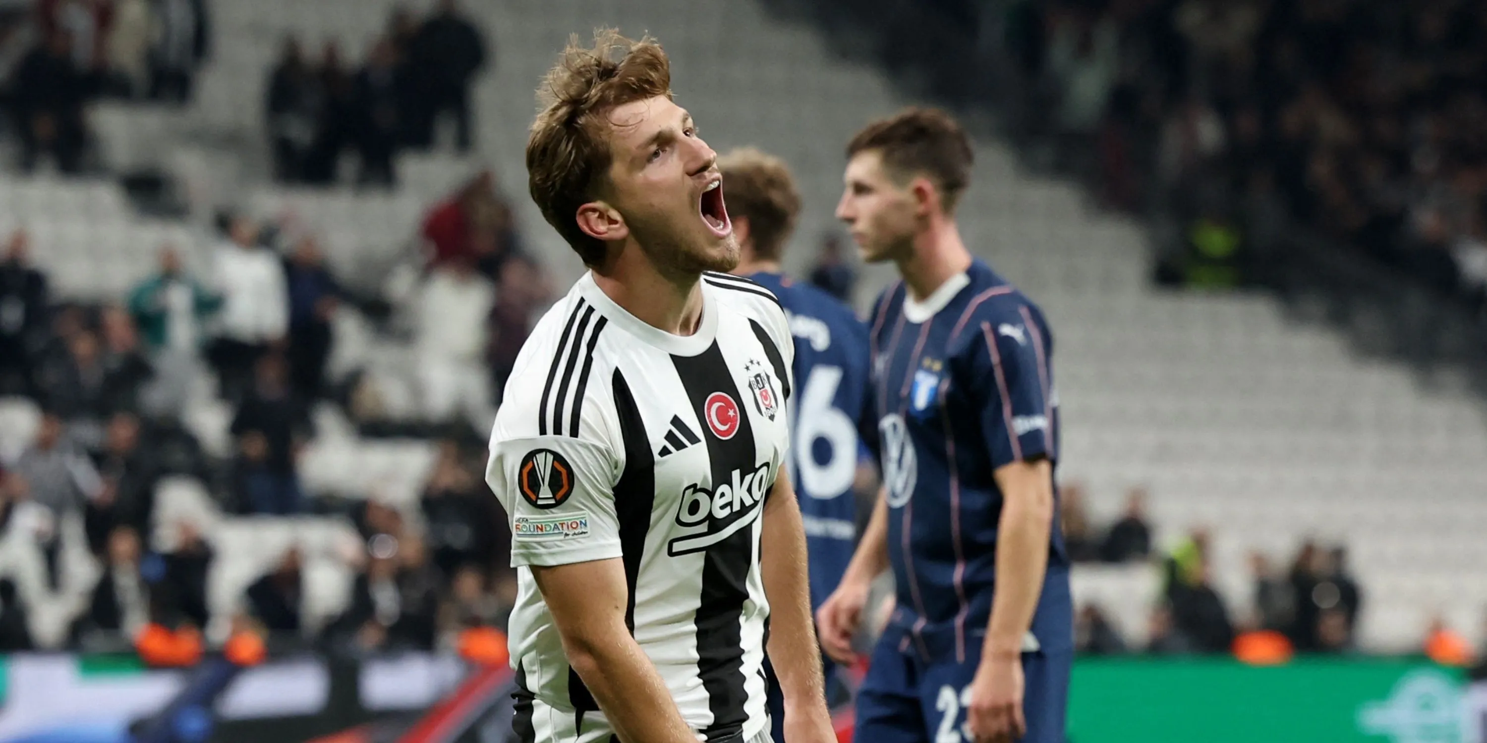 Sao trẻ Semih Kılıçsoy của Besiktas, mục tiêu của Aston Villa