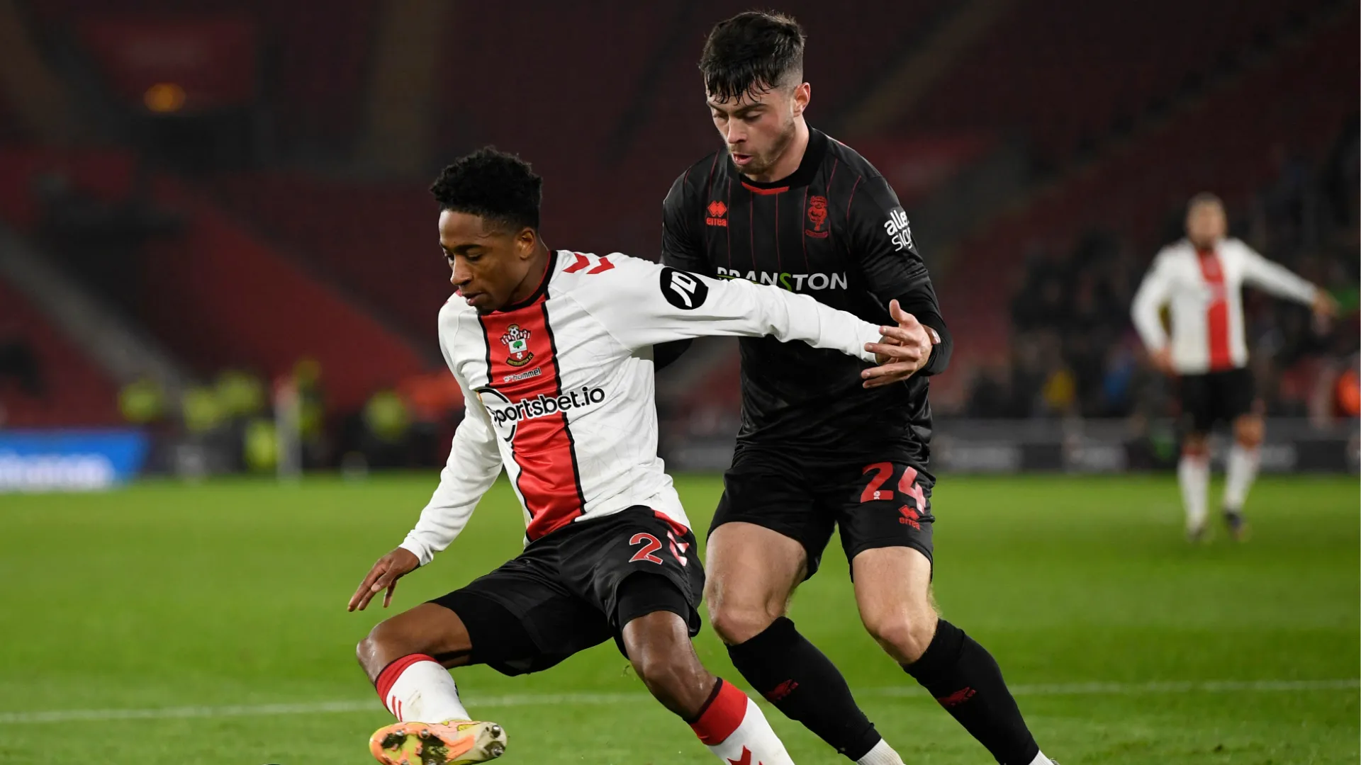 Sean Roughan trong màu áo Lincoln City trước khi chuyển đến Huddersfield Town