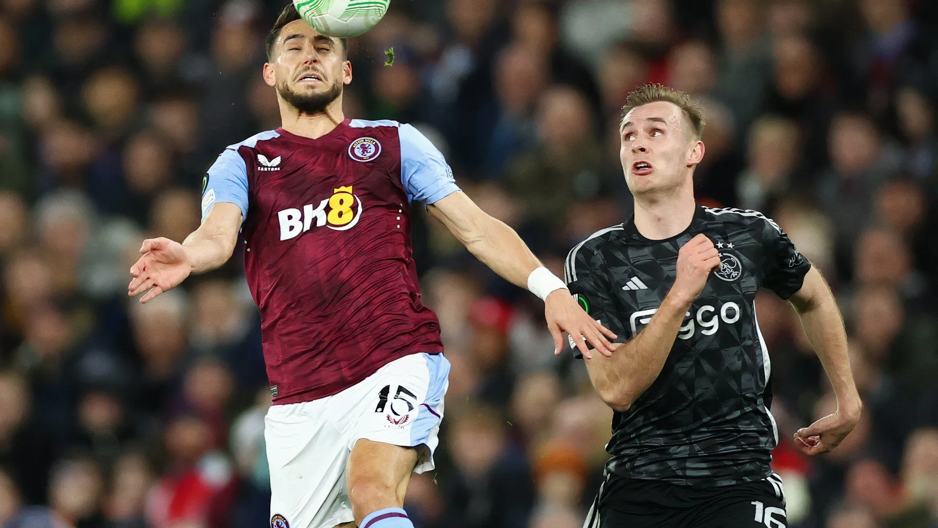 Sivert Mannsverk trong màu áo câu lạc bộ Ajax, mục tiêu chuyển nhượng của Blackburn Rovers