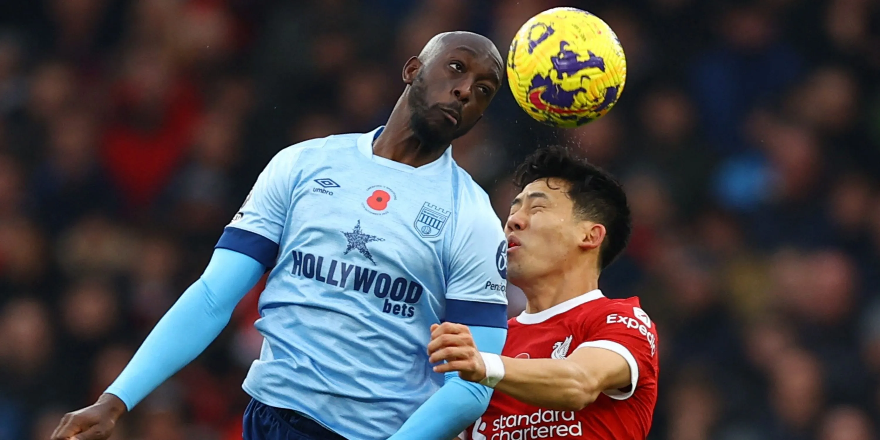 Tiền đạo Yoane Wissa của Brentford thi đấu tại Premier League, mục tiêu của Spurs.