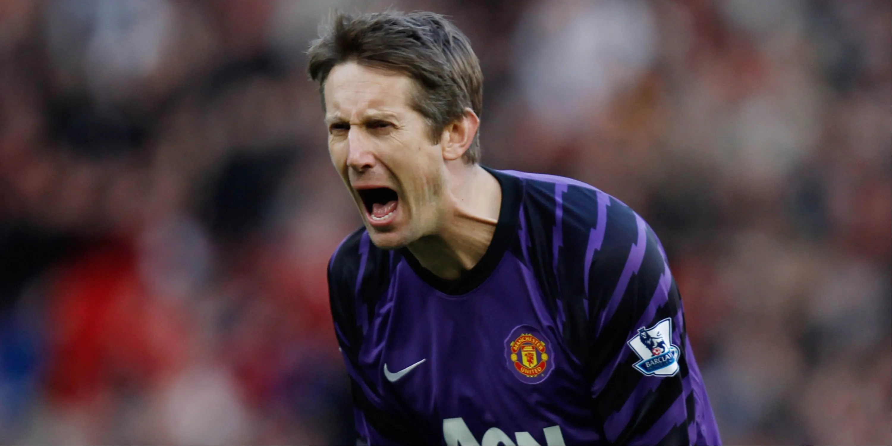 Edwin van der Sar, thủ môn huyền thoại của Manchester United.