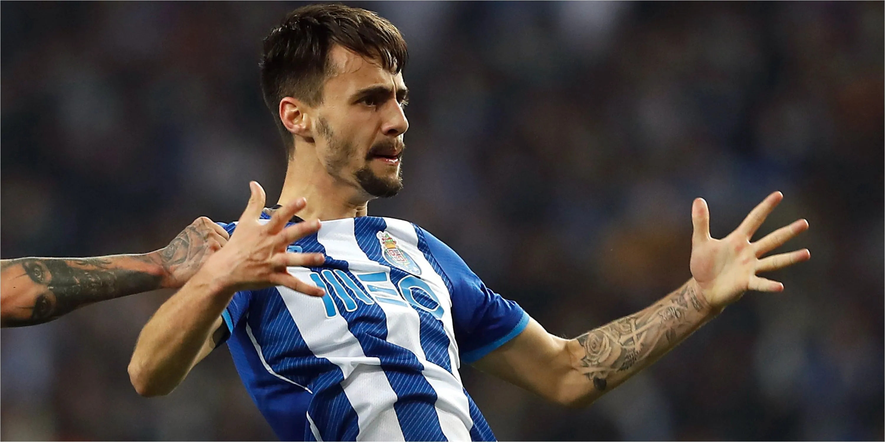 Fabio Vieira thi đấu trong màu áo FC Porto