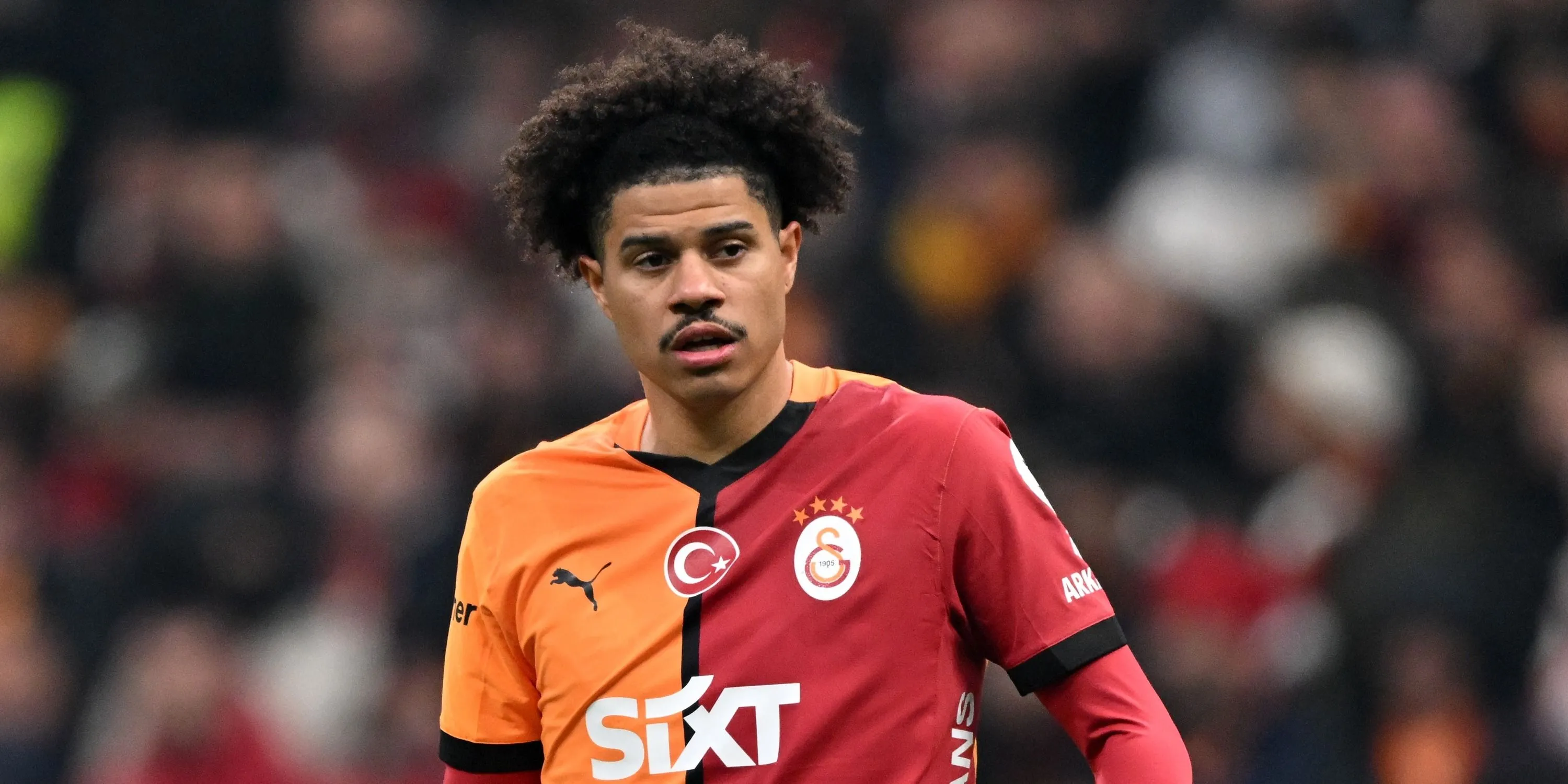 Gabriel Sara ăn mừng trong màu áo Galatasaray sau một trận đấu ấn tượng