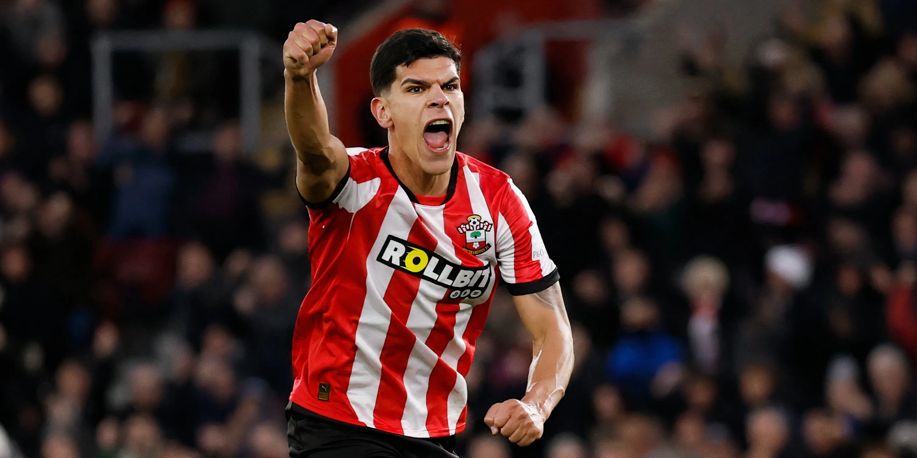 Tiền vệ Mateus Fernandes của Southampton trong một trận đấu Premier League