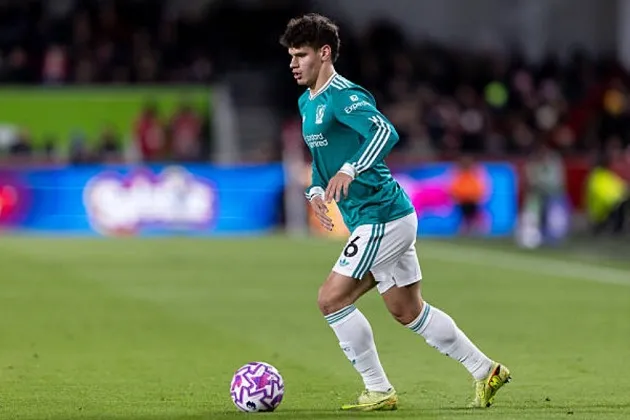 Milos Kerkez - hậu vệ trái Liverpool cần thời gian hòa nhập