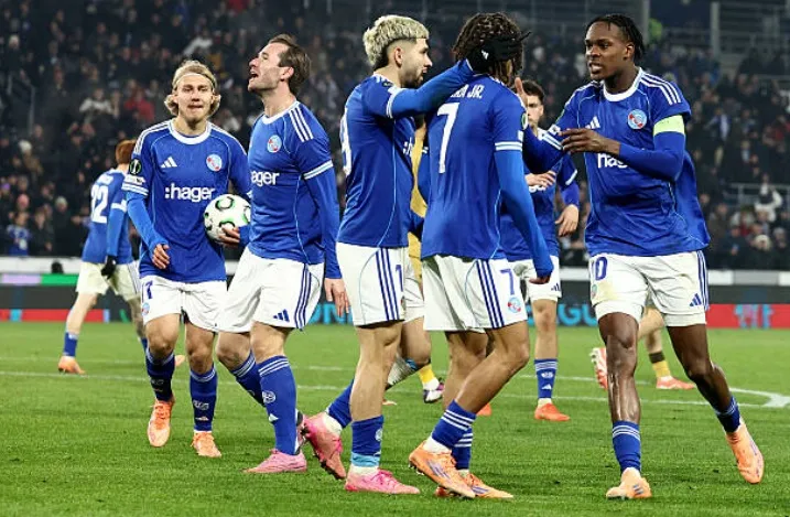 Emegha đã gửi 'lời chào' tuyệt vời đến Chelsea