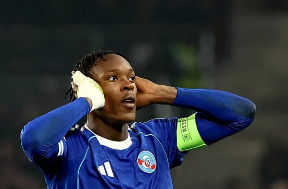 Emegha ghi dấu ấn trong chiến thắng của Strasbourg trước Crystal Palace.